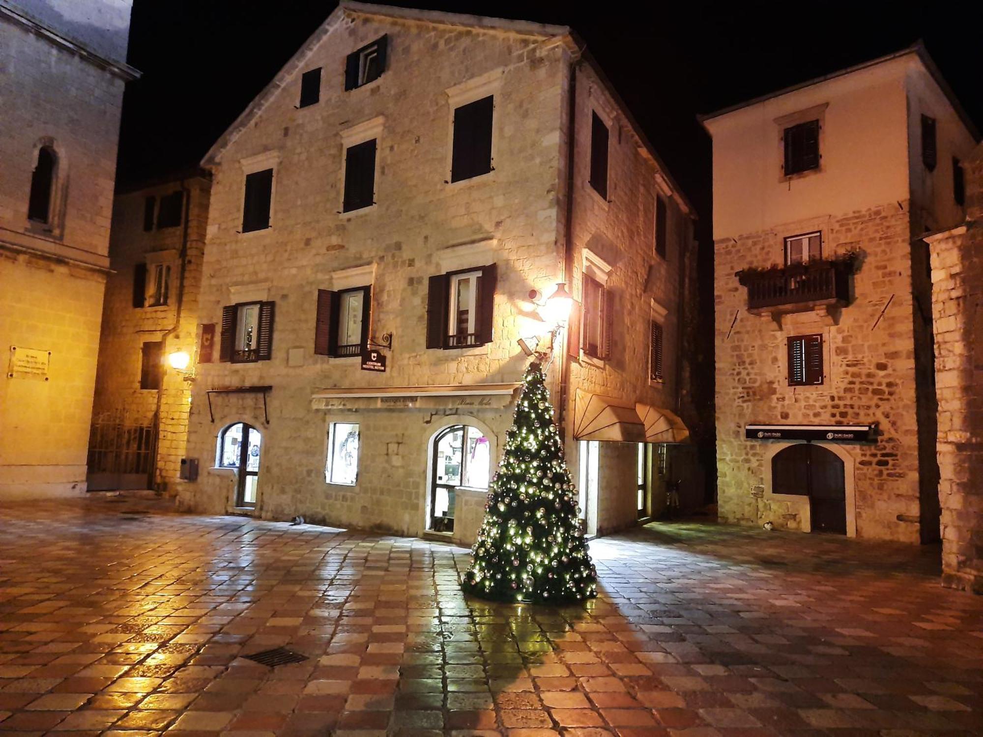 Centrum Hostel Kotor Exterior foto